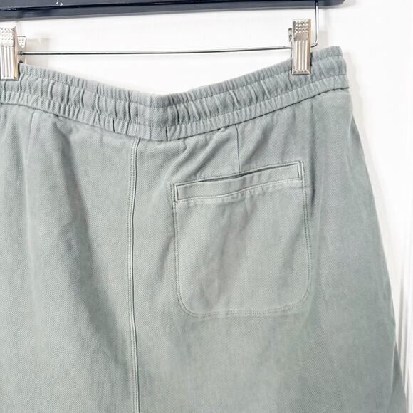 Athleta Farallon Mid Rise Skirt Semi Fitted Fern Green Activewear Hiking Size 10 - Picture 10 of 11